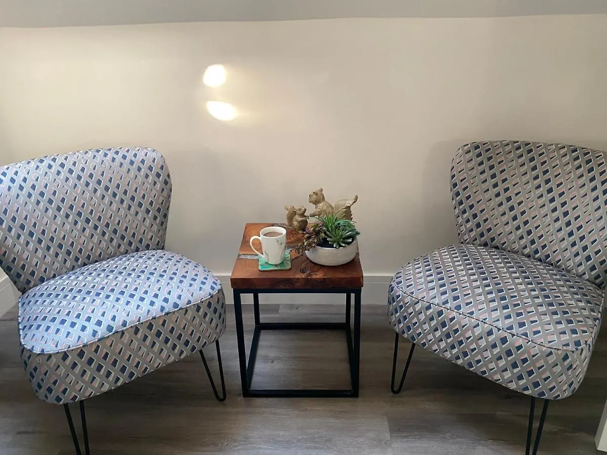 Beautifully Furnished 1 Bed Town Centre Apartment Bournemouth
