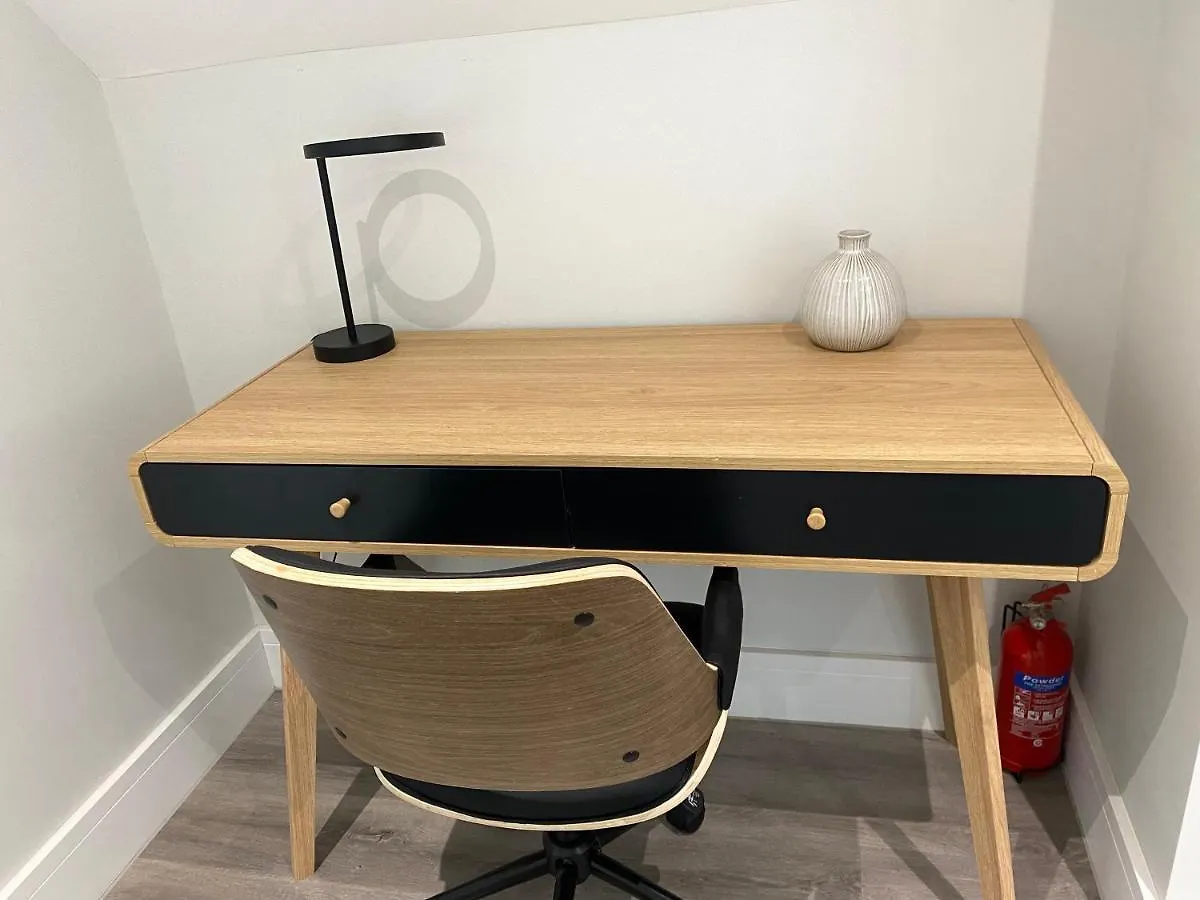 Beautifully Furnished 1 Bed Town Centre Apartment Bournemouth