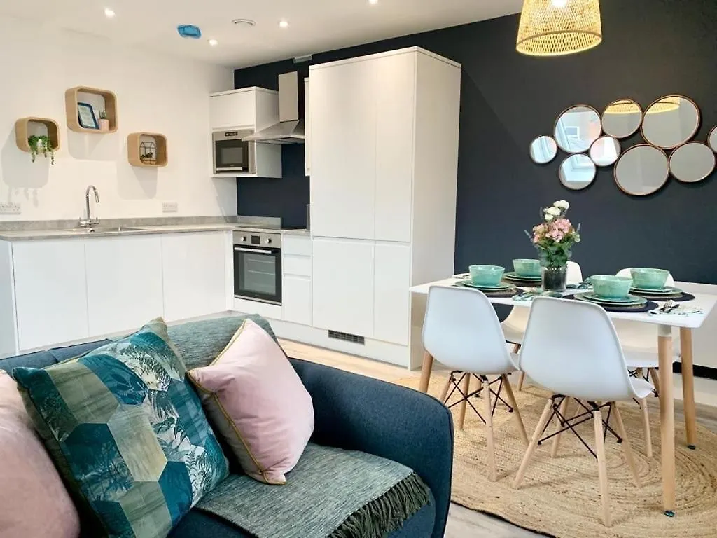 Beautifully Furnished 1 Bed Town Centre Apartment Bournemouth 0*,